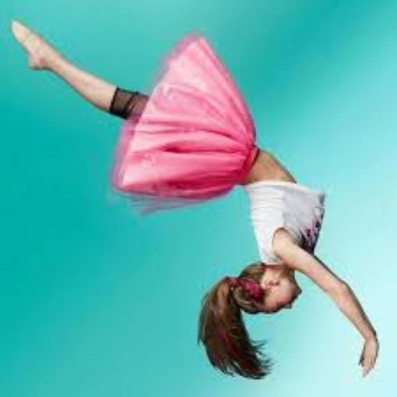 SOLD BUNDLED BETSEY JOHNSON PINK TULLE SKIRT, NWT - Picture 3 of 5